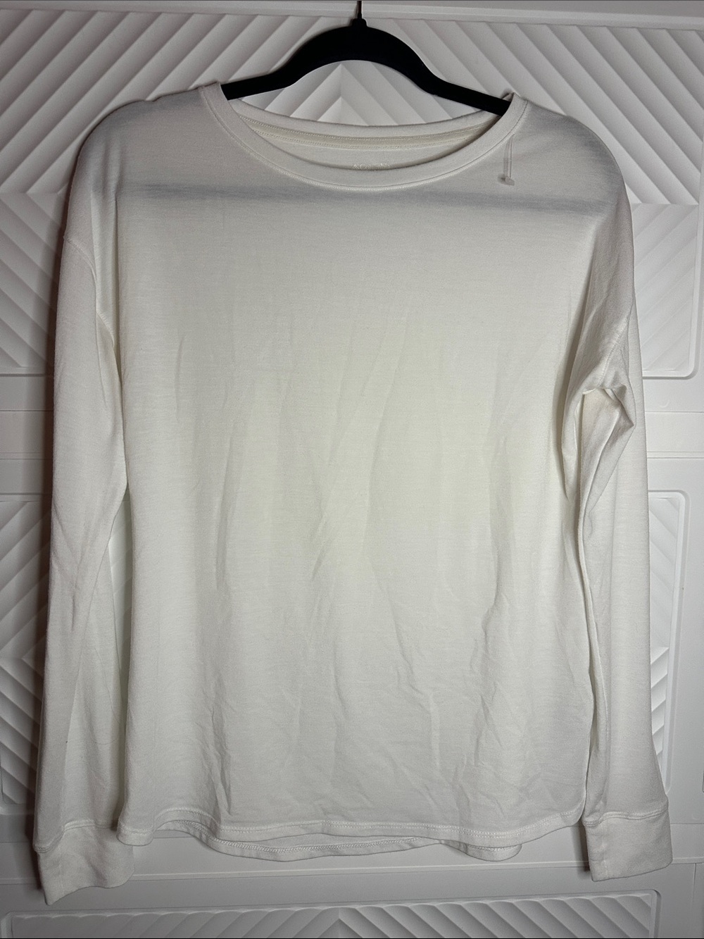 Classic Women's Long-Sleeve Crew Neck Tee - White